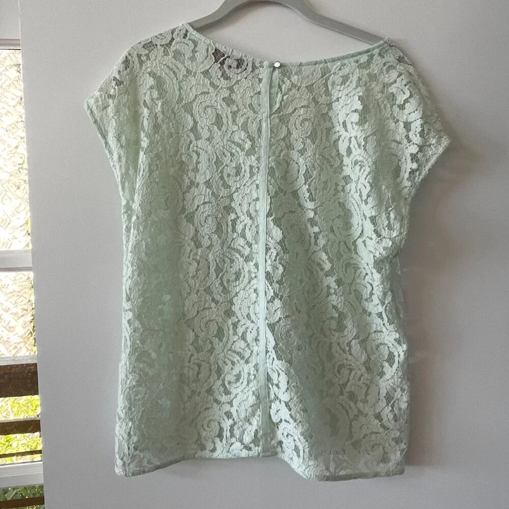 Ann Taylor Loft Short-Sleeve‎ Floral Lace Top in Mint Green, Size M - Picture 2 of 7